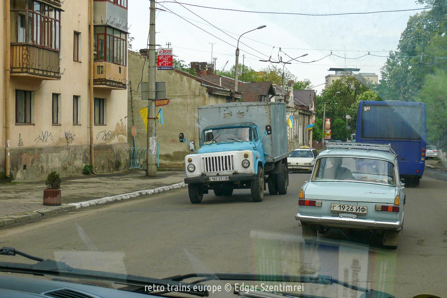 ZIL and Moskwitch on the streets of Ivano Frankivsk