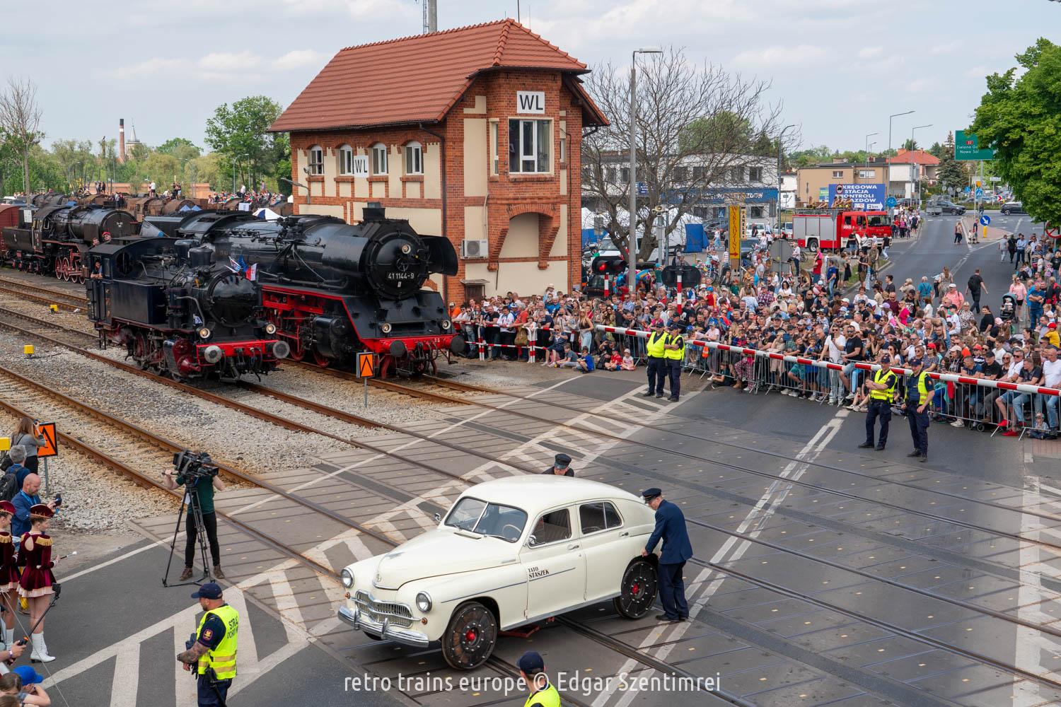 A Car Between the Closed Barriers?